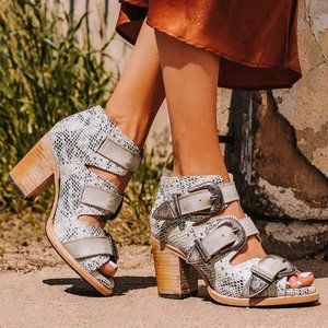 Freebird by Steven Violet